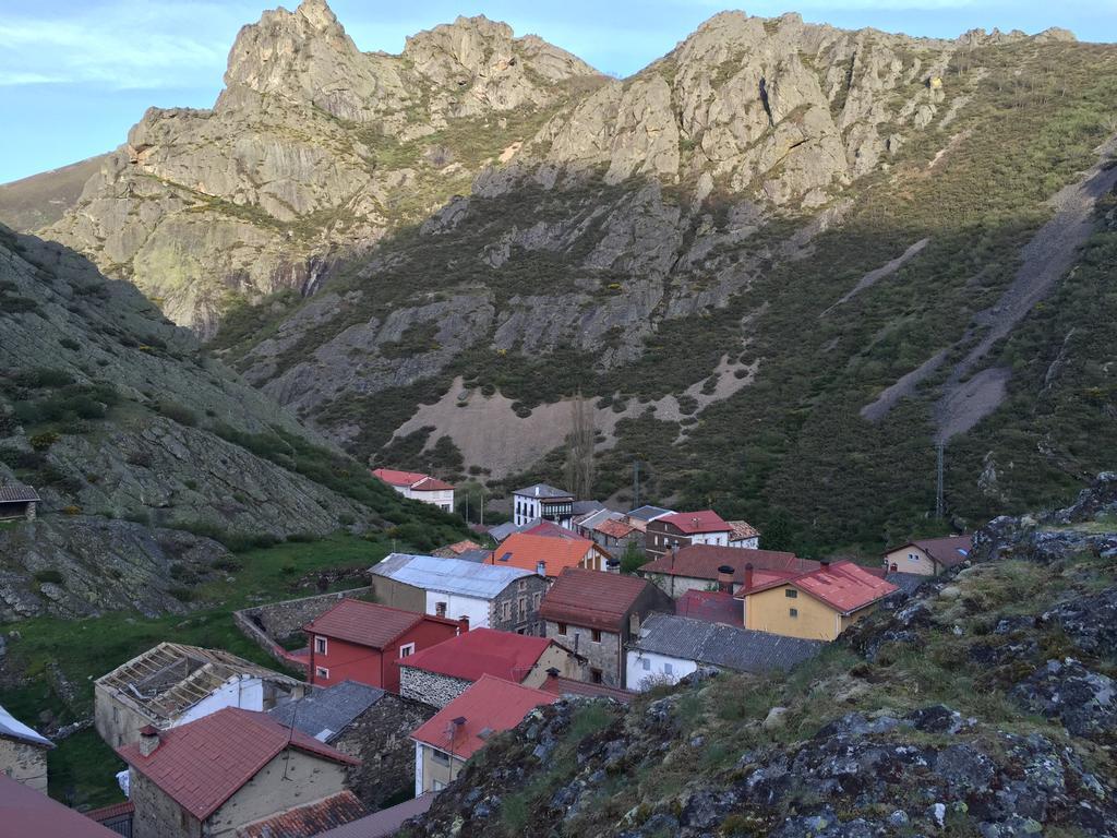 El Invernal De Picos Portilla de la Reina Exteriör bild