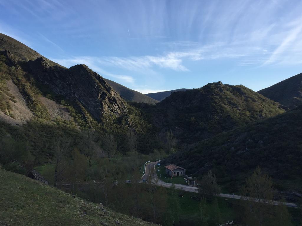 El Invernal De Picos Portilla de la Reina Exteriör bild
