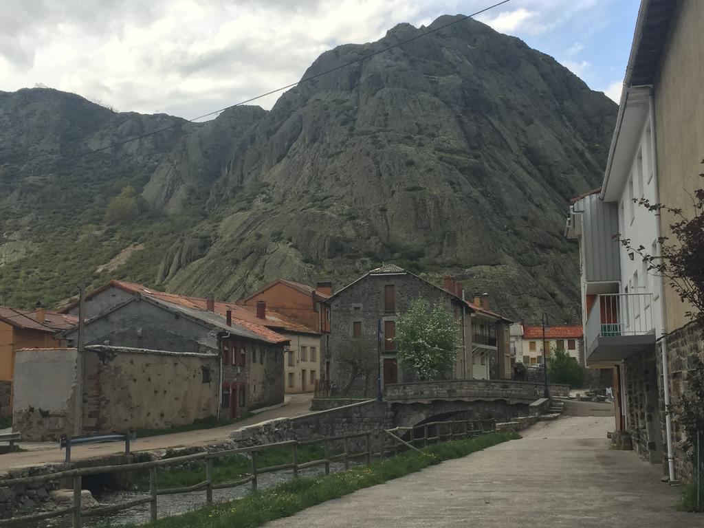 El Invernal De Picos Portilla de la Reina Exteriör bild