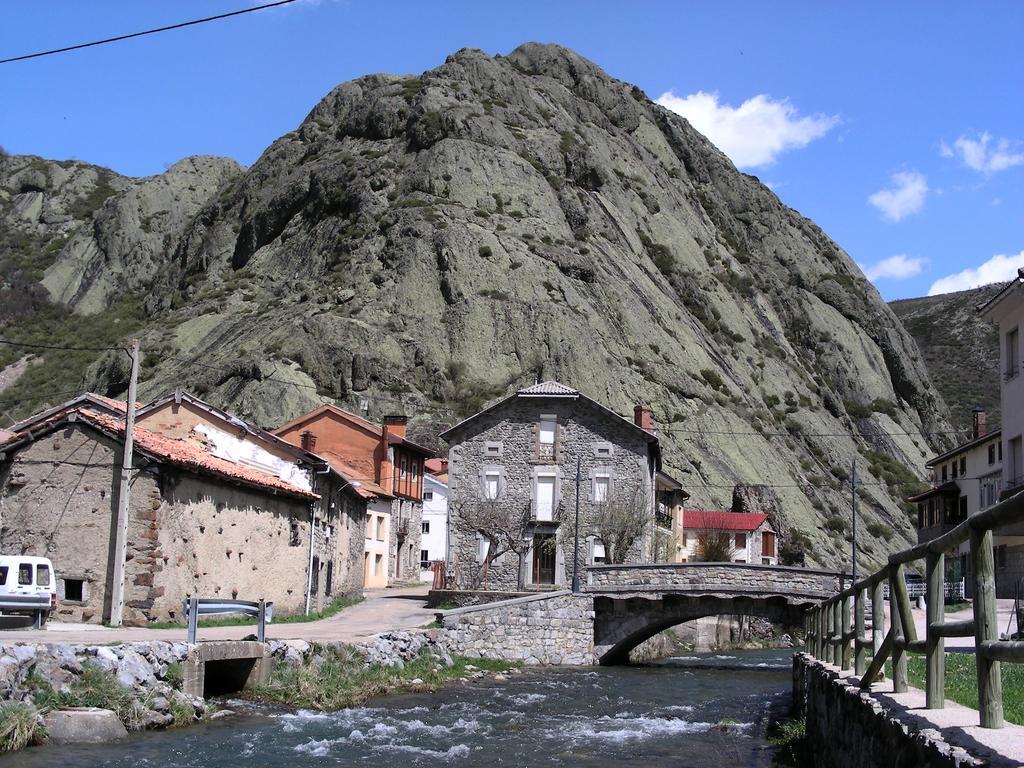 El Invernal De Picos Portilla de la Reina Exteriör bild