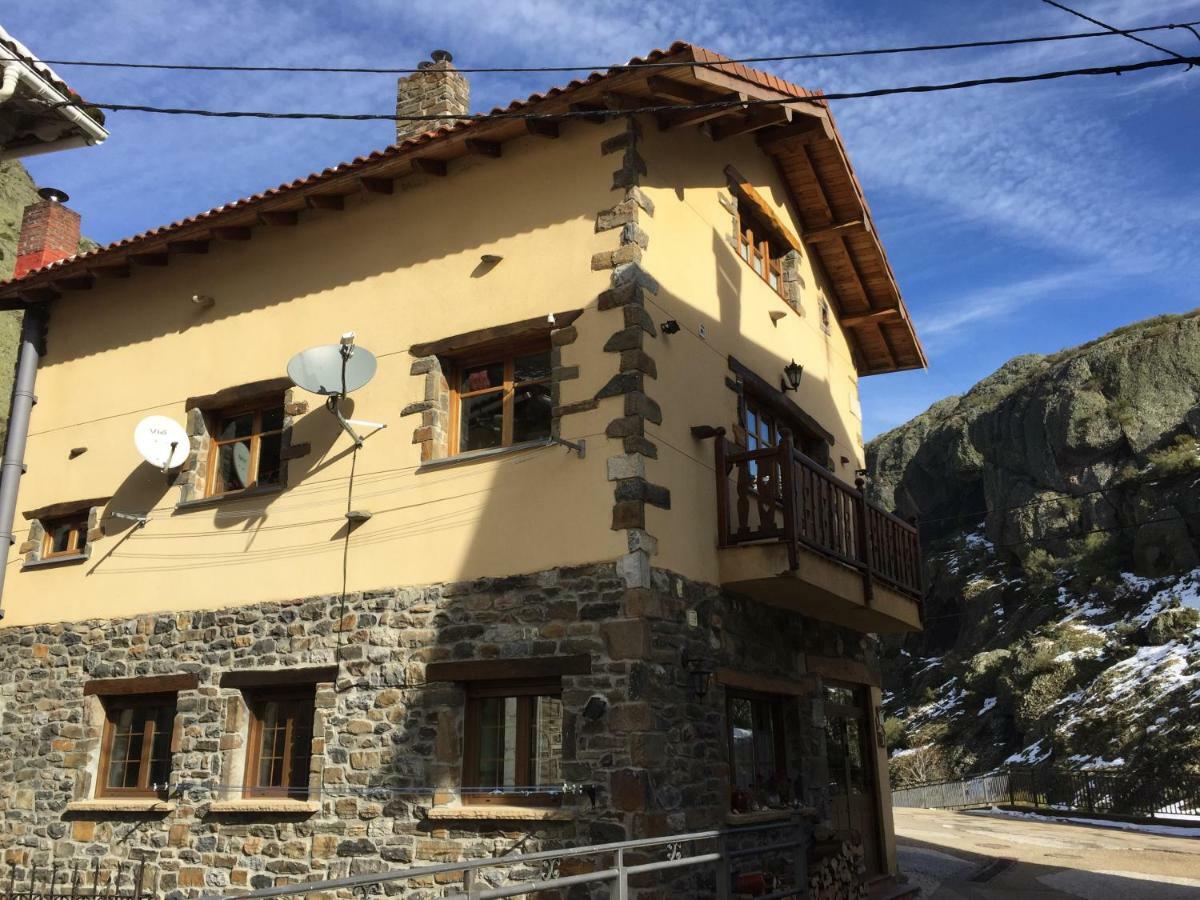 El Invernal De Picos Portilla de la Reina Exteriör bild