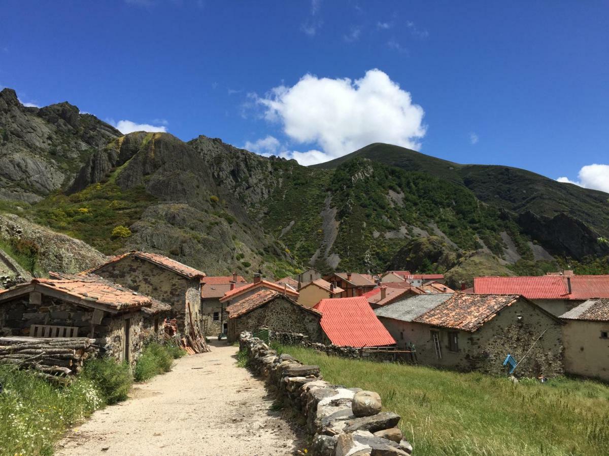 El Invernal De Picos Portilla de la Reina Exteriör bild